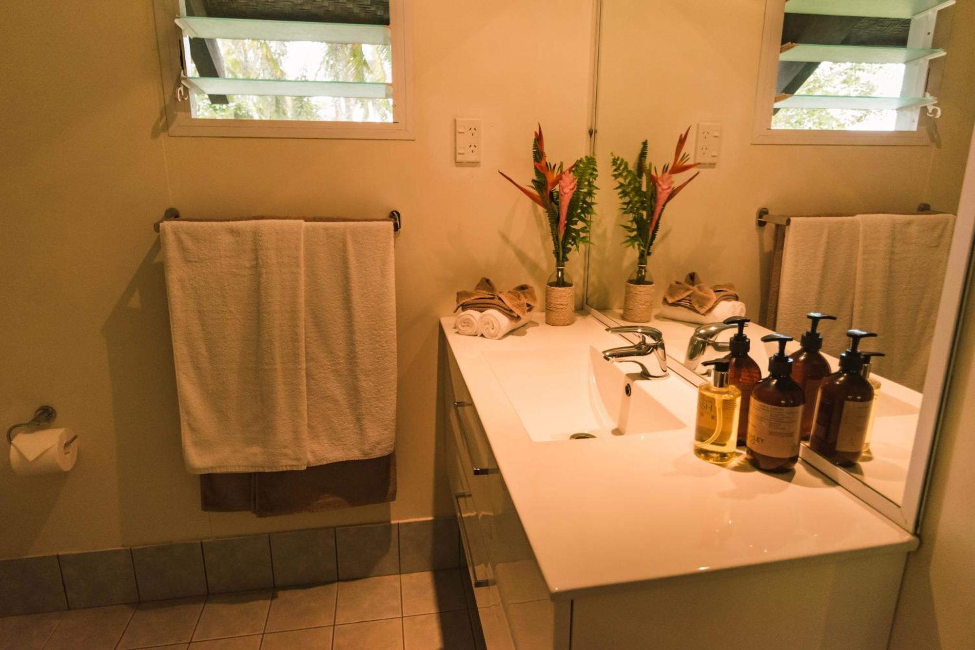 Ikurangi Eco Retreat Hotel Rarotonga Luaran gambar